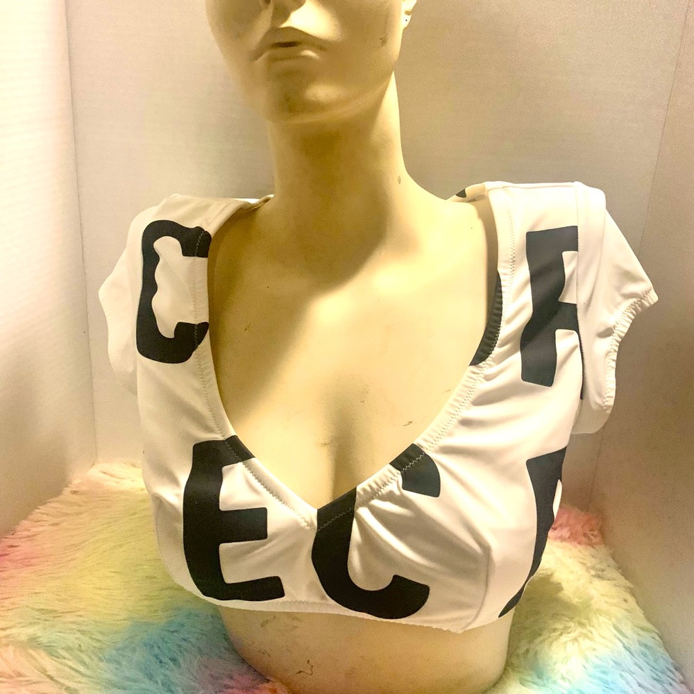 Victoria Secret Stretch Sports Bra Crop Shirt Athletic Top